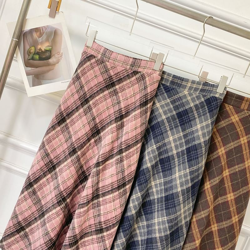 Plaid Midi Skirt with A-Line Silhouette and High Rise