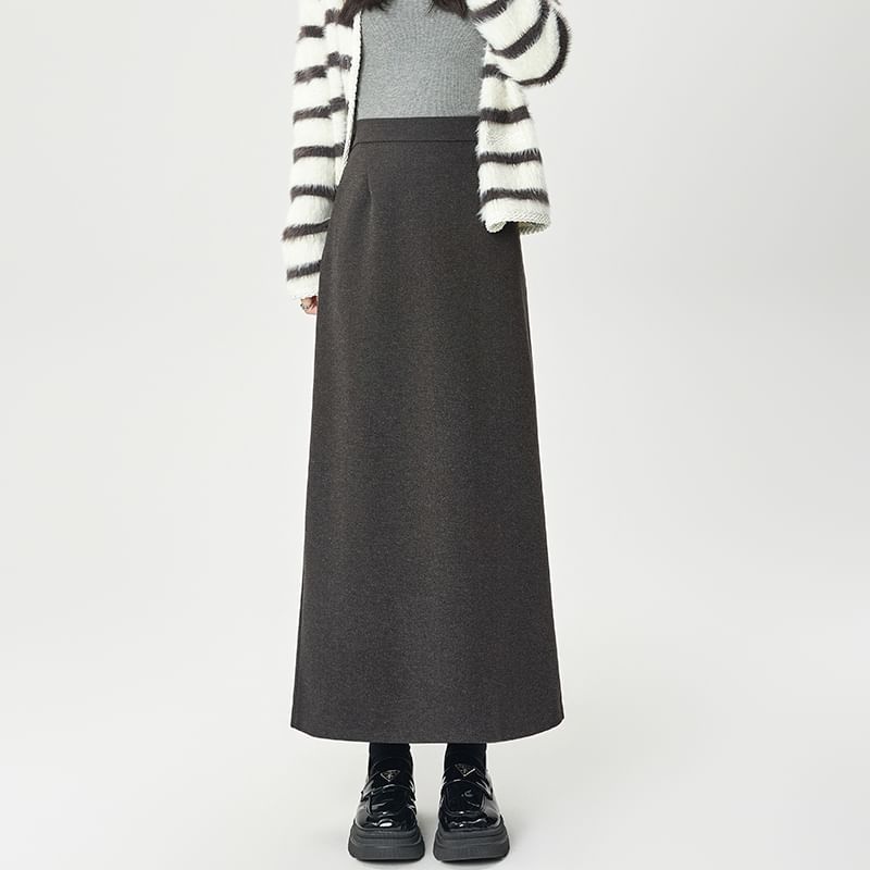 Maxi A-Line Skirt with High Waist in Plain Style