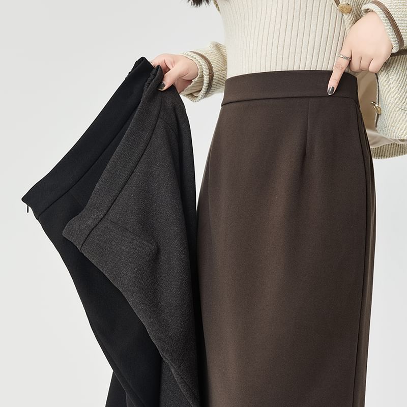 Maxi A-Line Skirt with High Waist in Plain Style