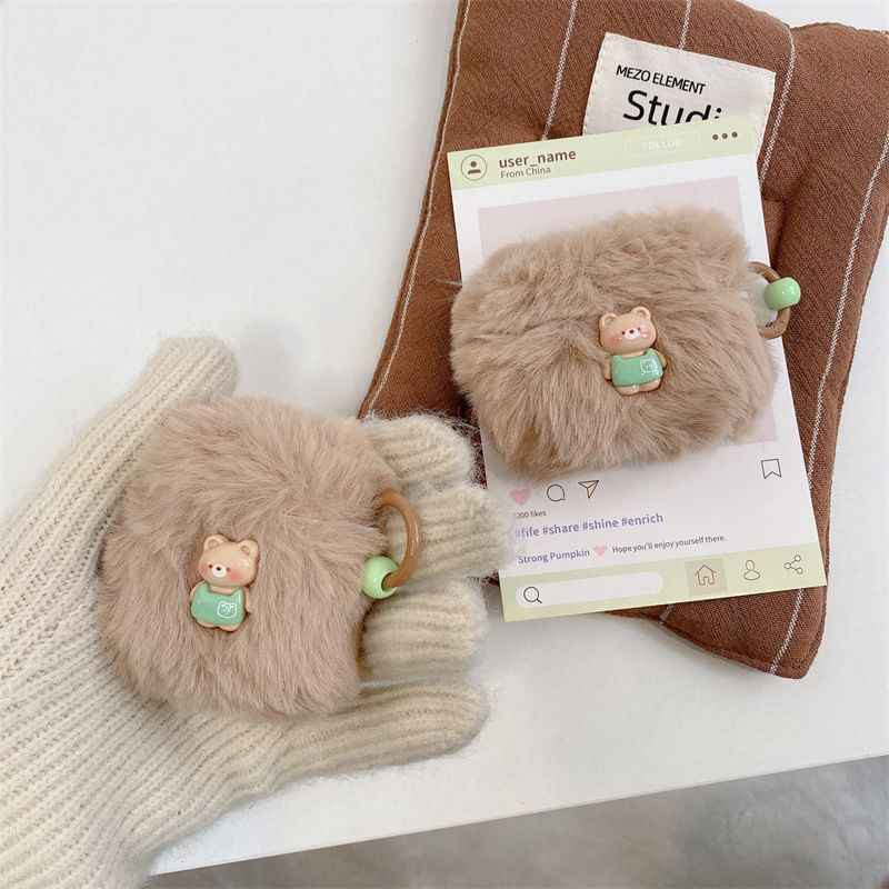 Bear Faux Fur AirPods / Pro Earphone Case Skin