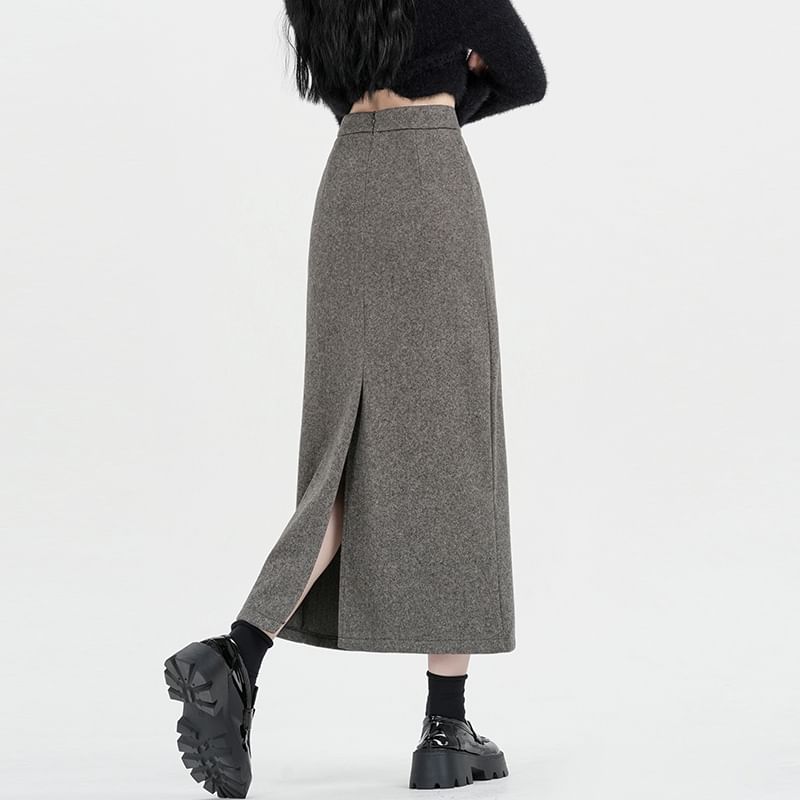 Sleek Midi H-Line Skirt with High Rise