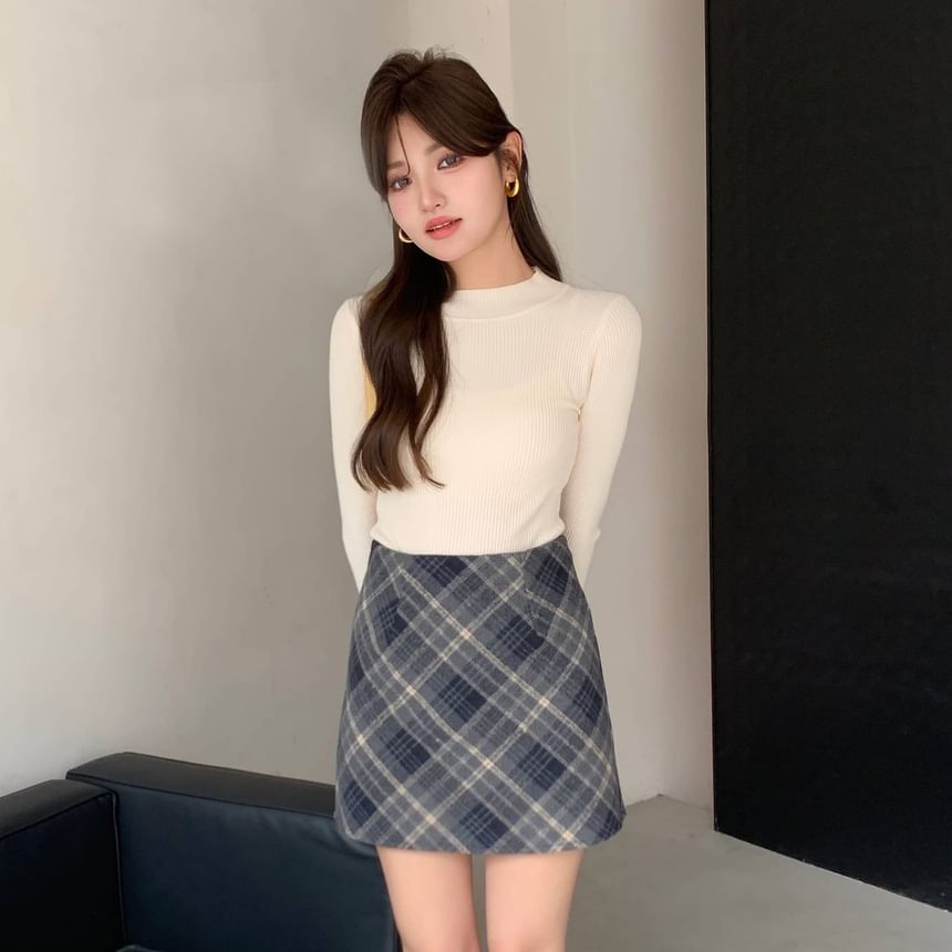 Plaid Mini Skirt - High Rise