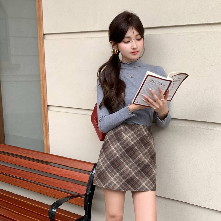 Plaid Mini Skirt - High Rise