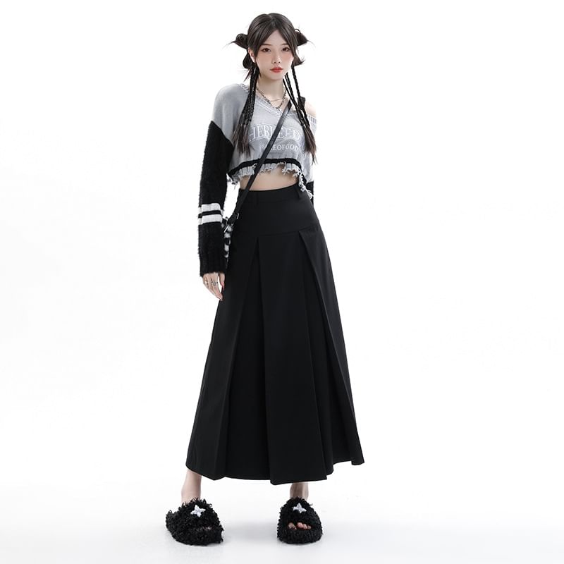 Pleated A-Line Suit Skirt - High Rise