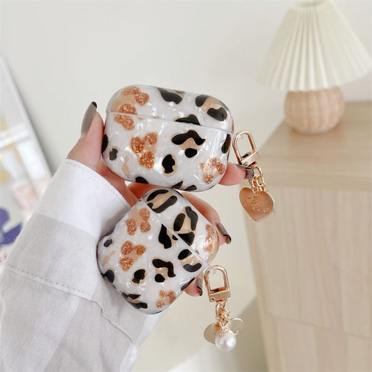 Leopard Print Heart Faux Pearl Charm AirPods / Pro Earphone Case Skin