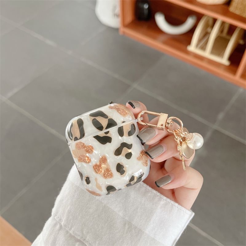 Leopard Print Heart Faux Pearl Charm AirPods / Pro Earphone Case Skin