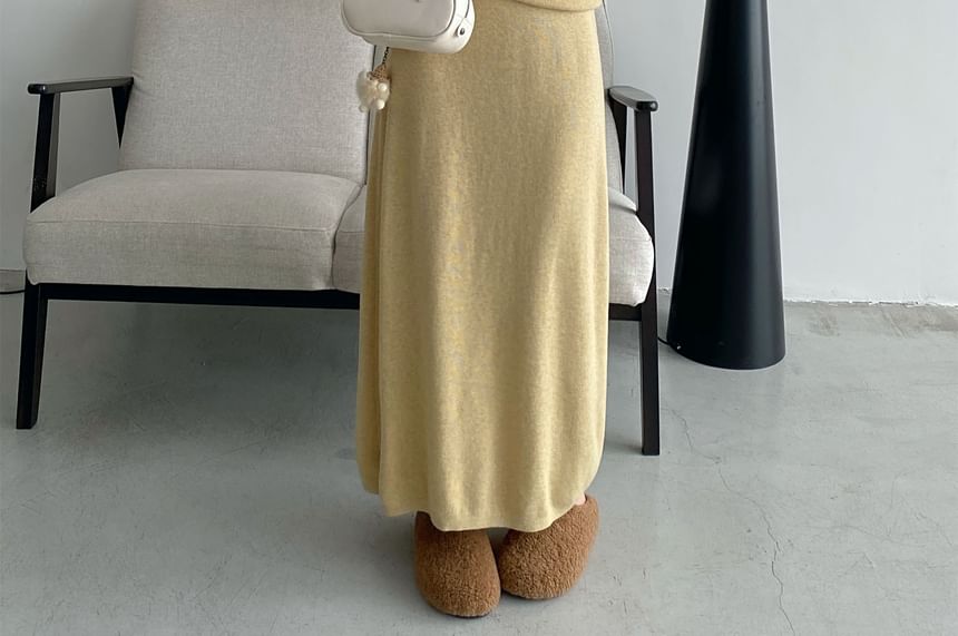 Long-Sleeve V-Neck Sweater with Maxi Pencil Skirt