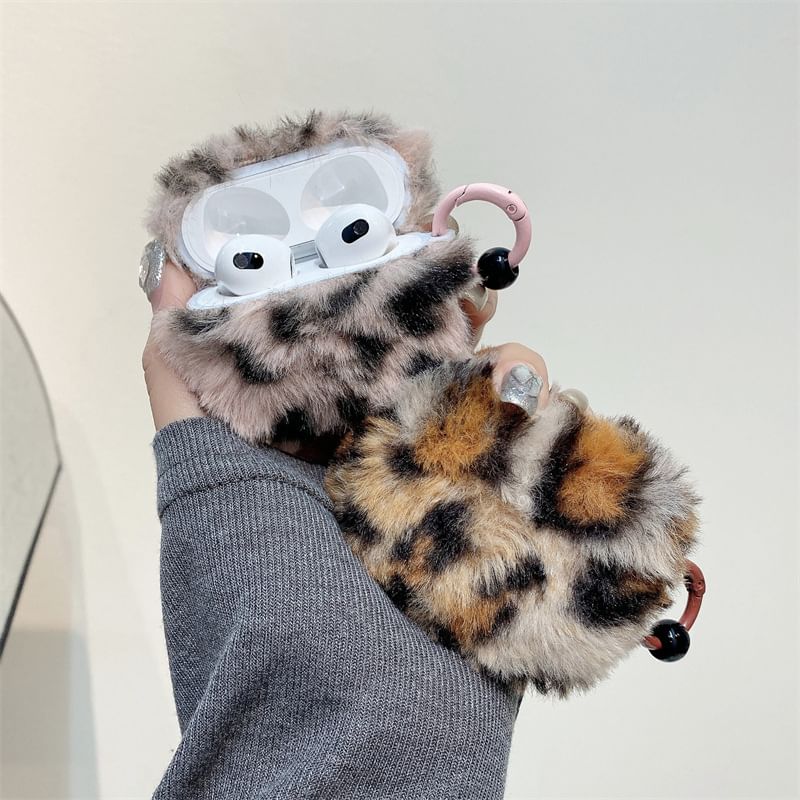 Leopard Print Chenille AirPods / Pro Earphone Case Skin
