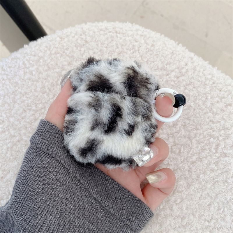 Leopard Print Chenille AirPods / Pro Earphone Case Skin