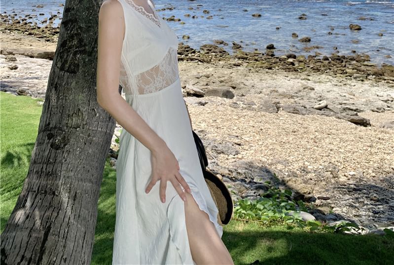 Lace Slit Maxi Dress, V-Neck Sleeveless Ruffle