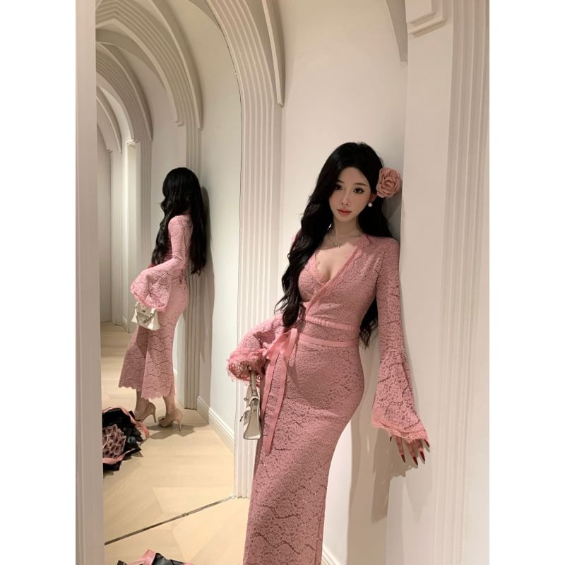 Flared Sleeve Lace Mermaid Dress, V-Neck