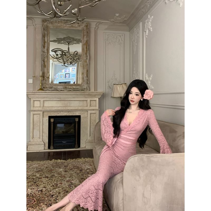 Flared Sleeve Lace Mermaid Dress, V-Neck
