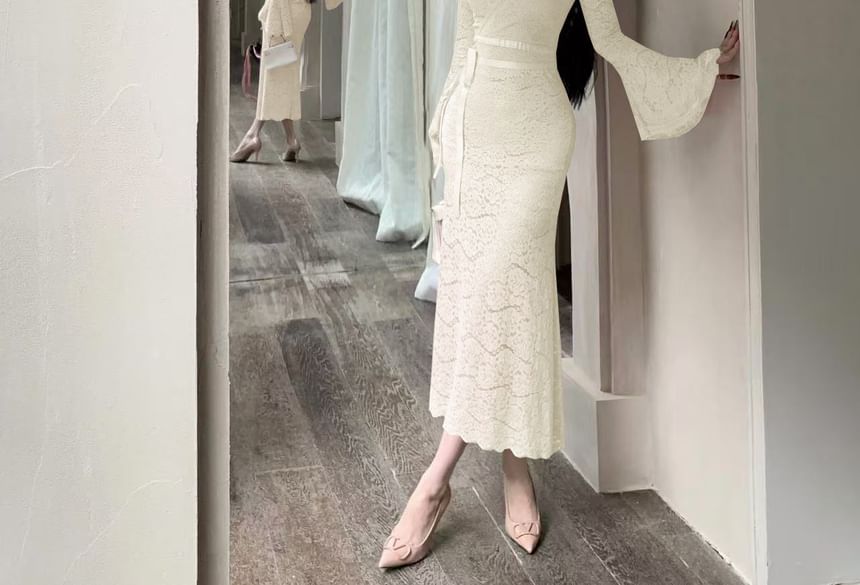 Flared Sleeve Lace Mermaid Dress, V-Neck