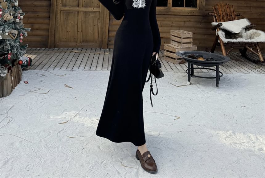 V-Neck Lace Panel Maxi Mermaid Dress with Long Sleeves