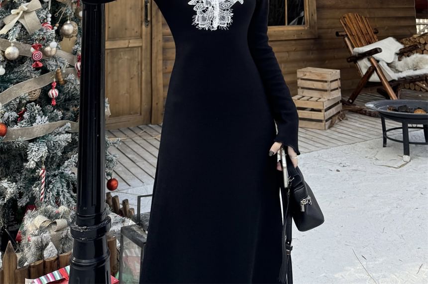 V-Neck Lace Panel Maxi Mermaid Dress with Long Sleeves