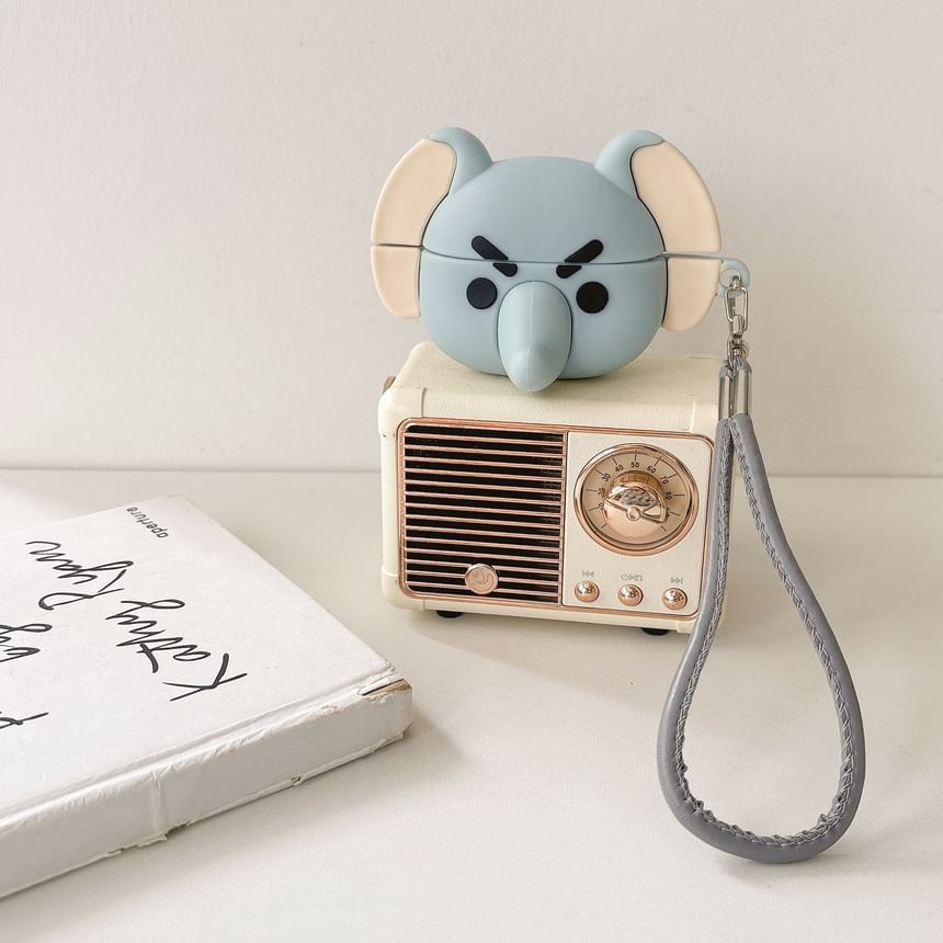 Elephant AirPods / Pro Earphone Case Skin with Charm