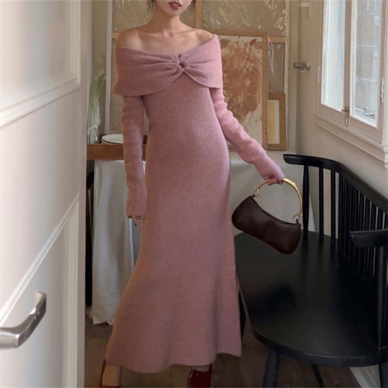 Off Shoulder Ribbed Knit A-Line Maxi Dress