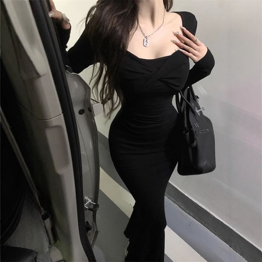 Square-Neck Twisted Slim-Fit Fishtail Maxi Bodycon Dress