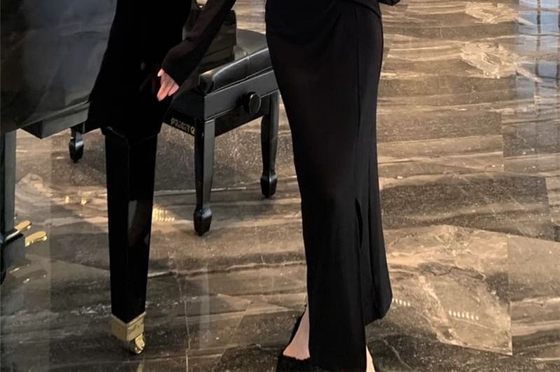 V Neck Long-Sleeved Maxi Dress