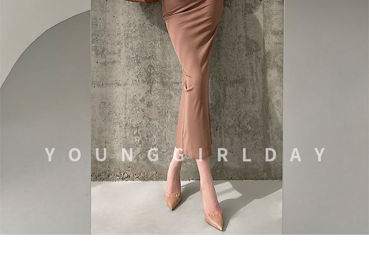 Crew Neck Long-Sleeved Plain Maxi Sheath Dress