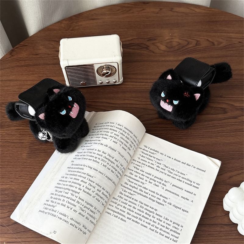 Cat Plush AirPods / Pro Earphone Case Skin