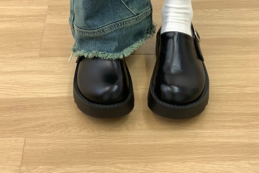 Platform Plain Buckled Faux Leather Slingback Clogs