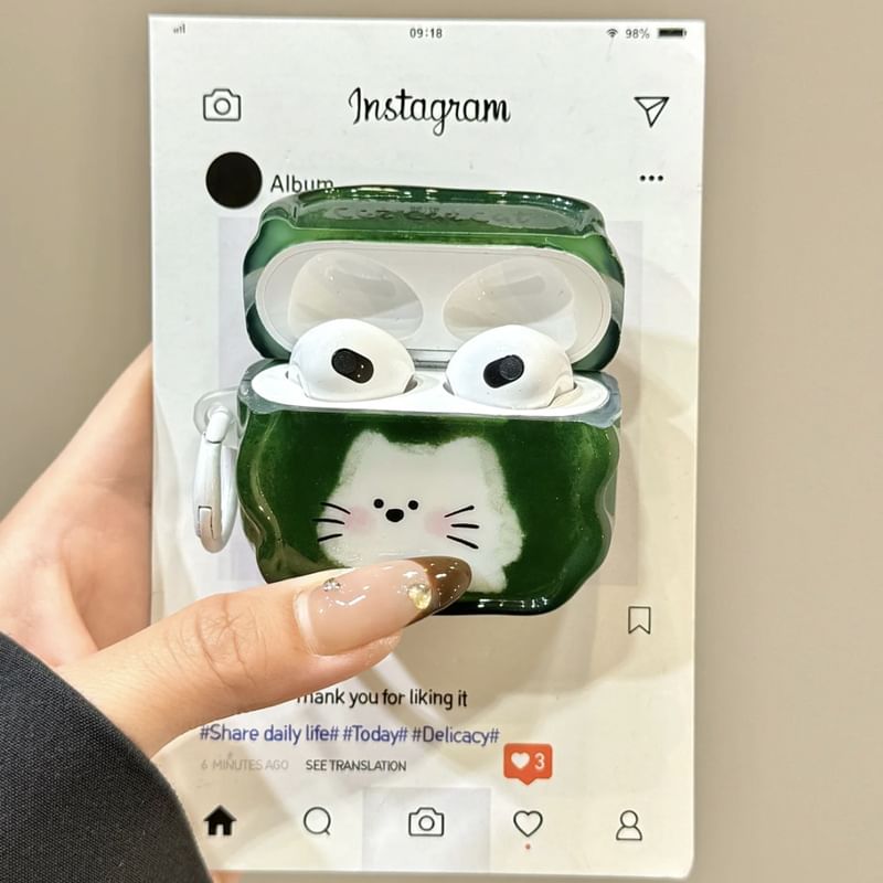 Cat AirPods / Pro Earphone Case Skin