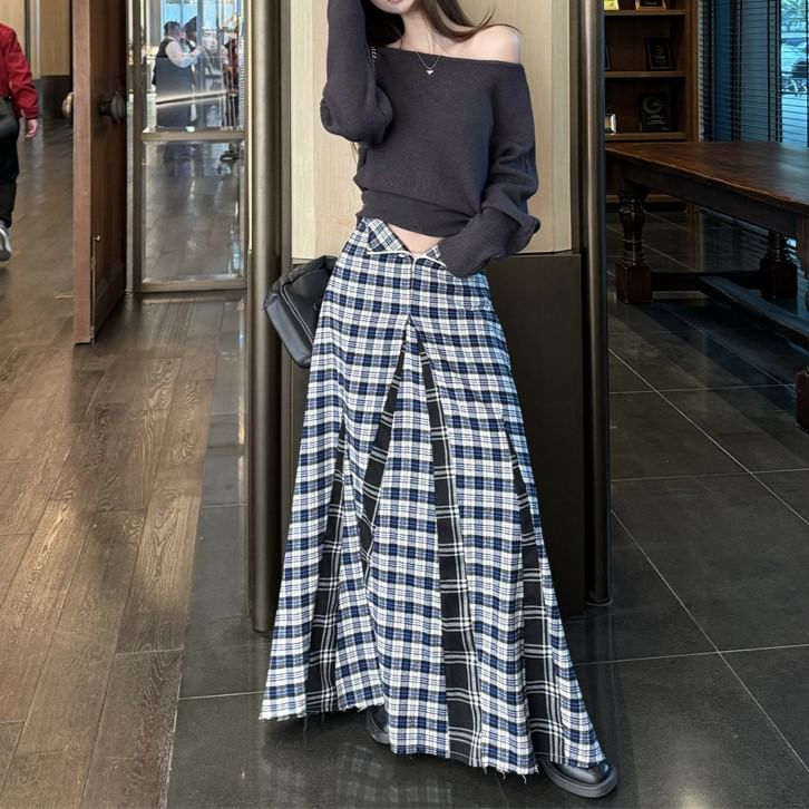 Off-Shoulder Knit Top Paired with Plaid Midi Skirt