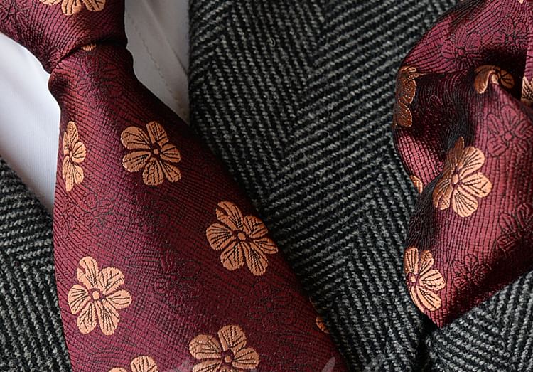 Set: Striped Tie + Tie Clip + Lapel Pin + Pocket Square
