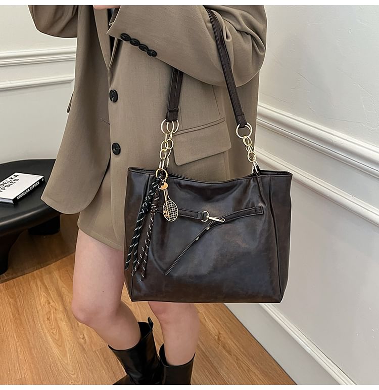 Faux Leather Buckled Chained Shoulder Bag