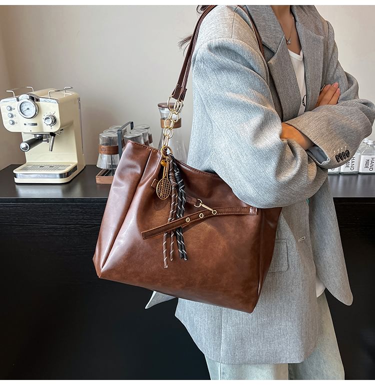 Faux Leather Buckled Chained Shoulder Bag
