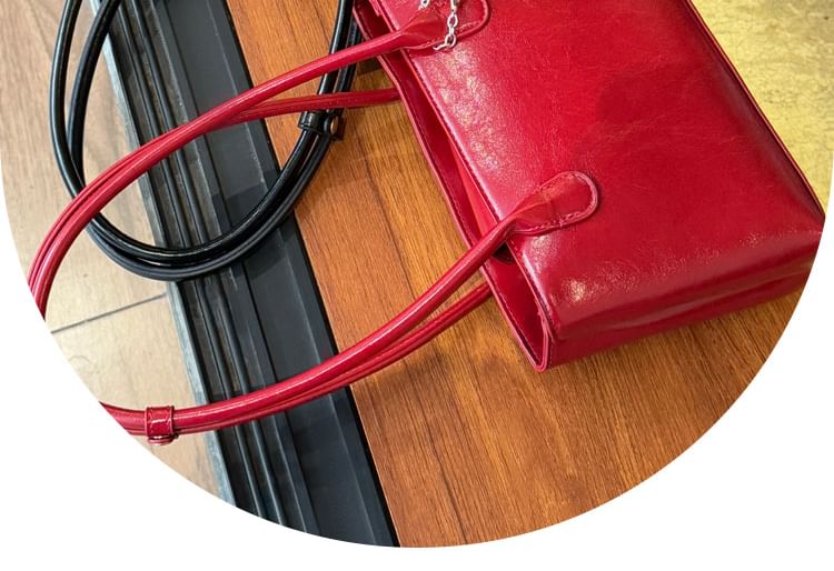 Set: Faux Leather Shoulder Bag + Pouch