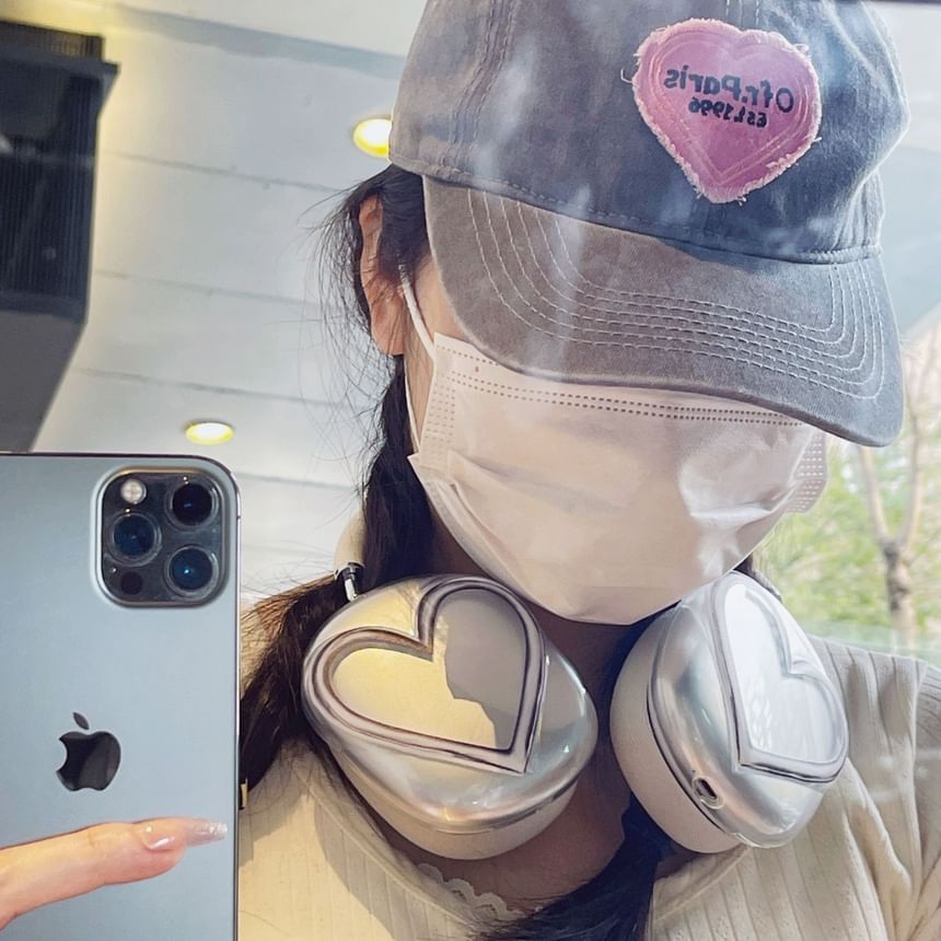 Heart AirPods Max Earphone Case Skin