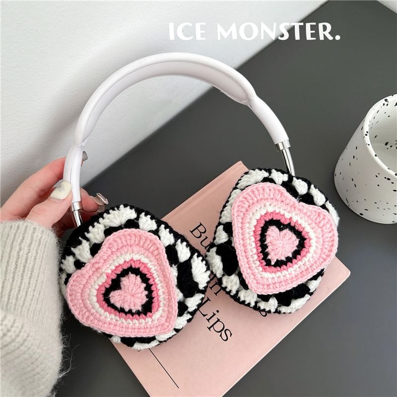 Heart Knit AirPods Max Earphone Case Skin