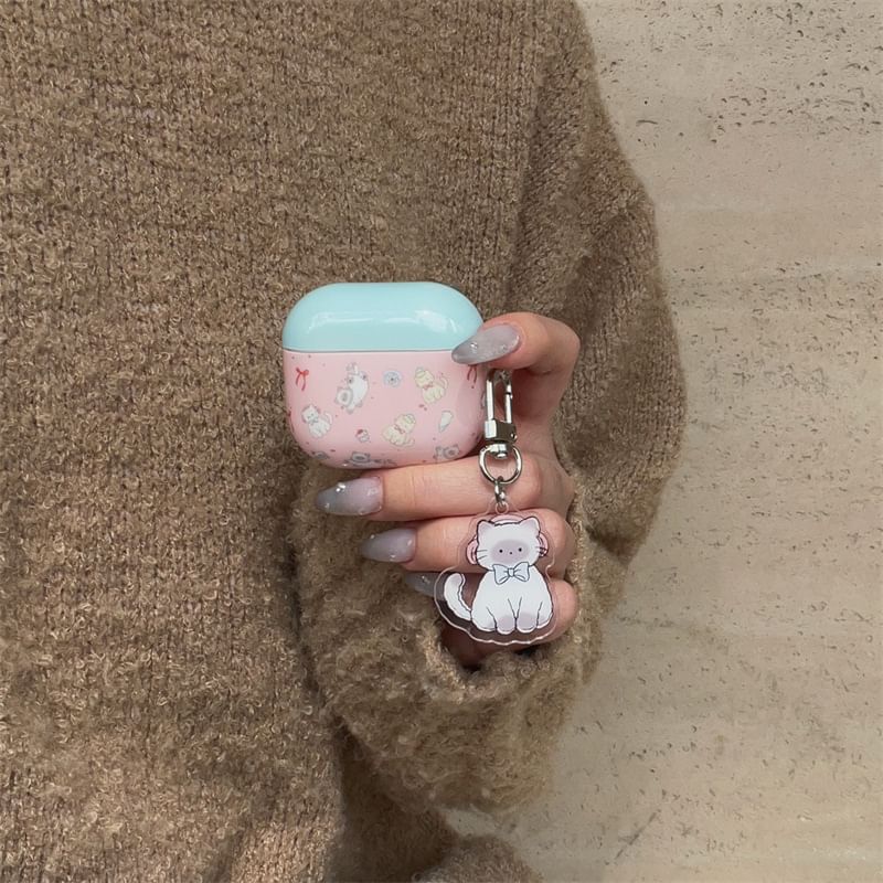 Cat AirPods / Pro Earphone Case Skin with Charm