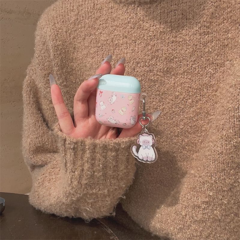 Cat AirPods / Pro Earphone Case Skin with Charm
