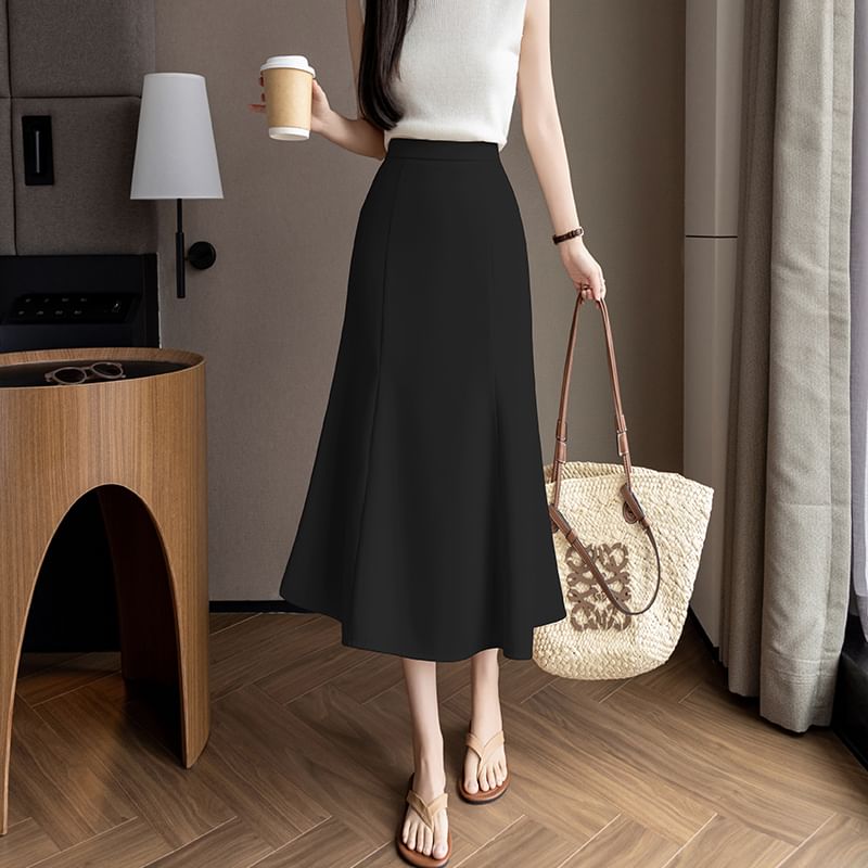 Elevated Waist Smooth Mermaid Midi Skirt