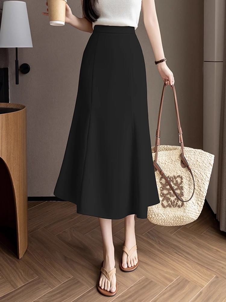 Elevated Waist Smooth Mermaid Midi Skirt