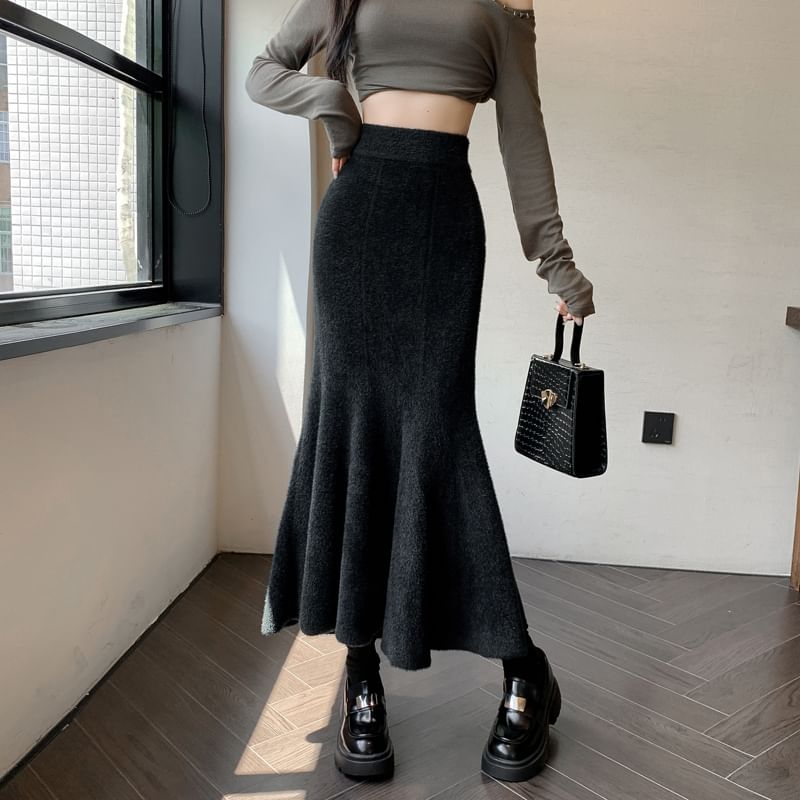 Mermaid Knit Maxi Skirt with High Rise Solid Design