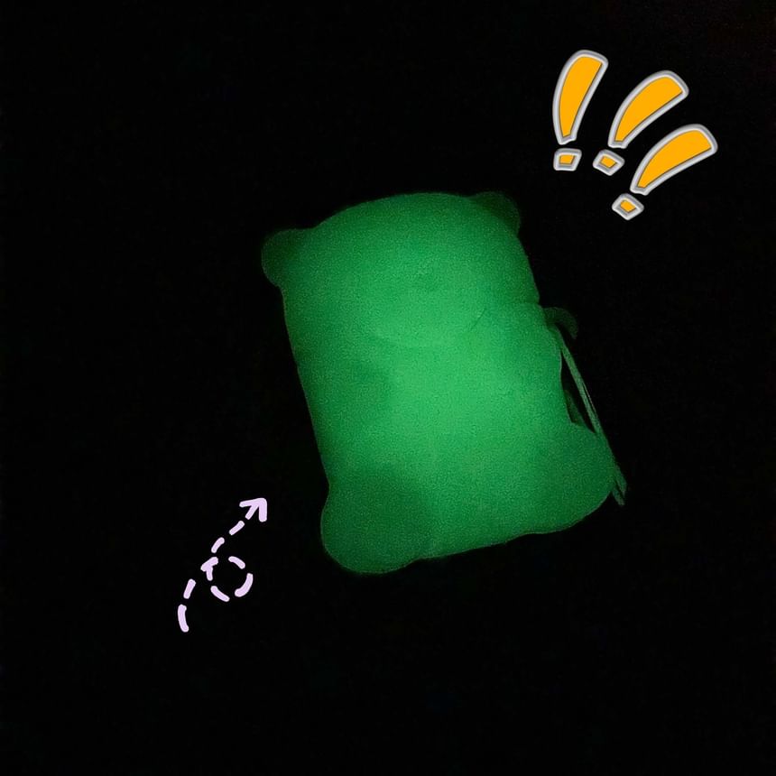 Bear Fluorescent Silicone AirPods / Pro Earphone Case Skin