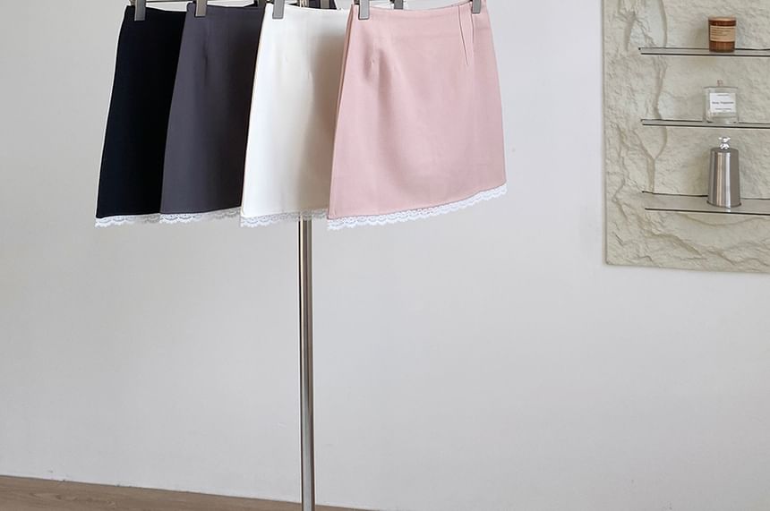 High Waist Lace Trim Mini Flared Skirt