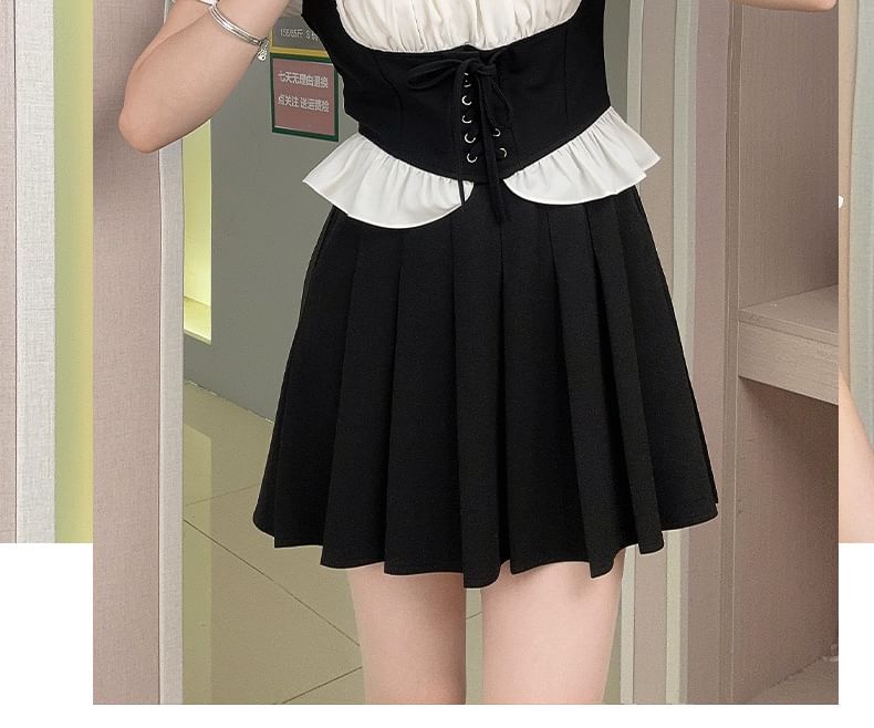 Two-Tone Puff-Sleeve Square Neck Lace-Up Blouse