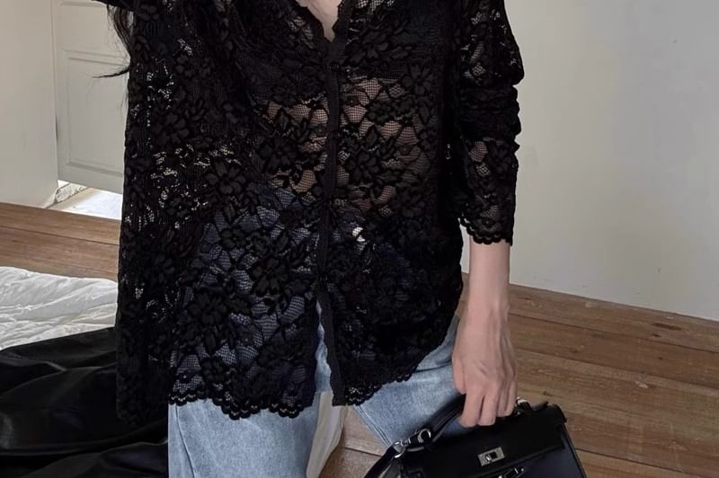 V-Neck Lace Long-Sleeved Top