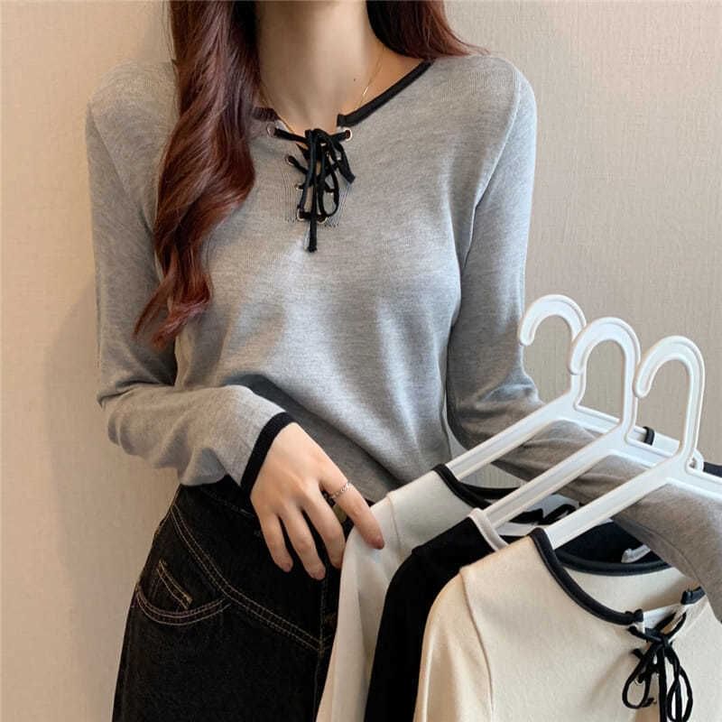 Contrast Trim Lace-Up Long-Sleeved Knit Top