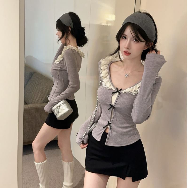 Mock Two-Piece Lace Trim V-Neck Long-Sleeved Top