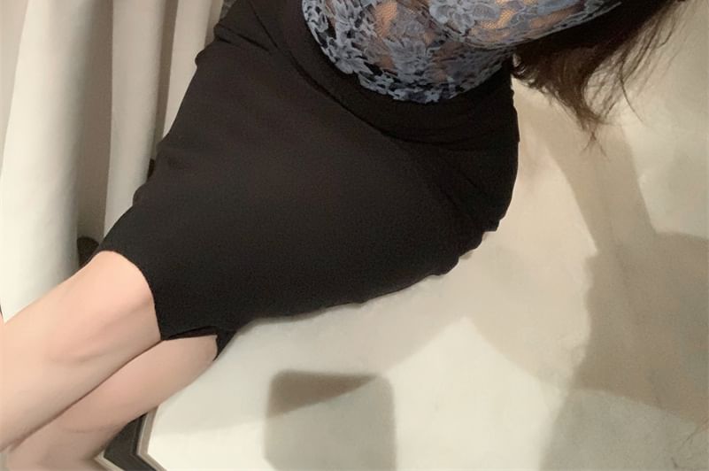 Sleeveless Lace V-Neck Top & Pencil Skirt