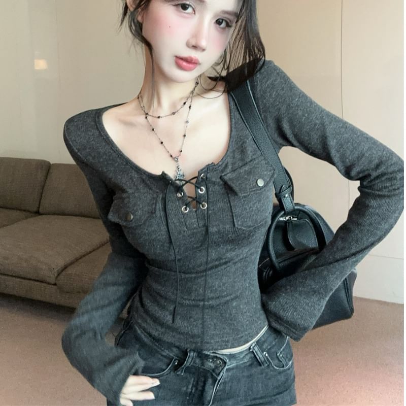 Scoop Neck Lace-Up Long-Sleeved Crop Top