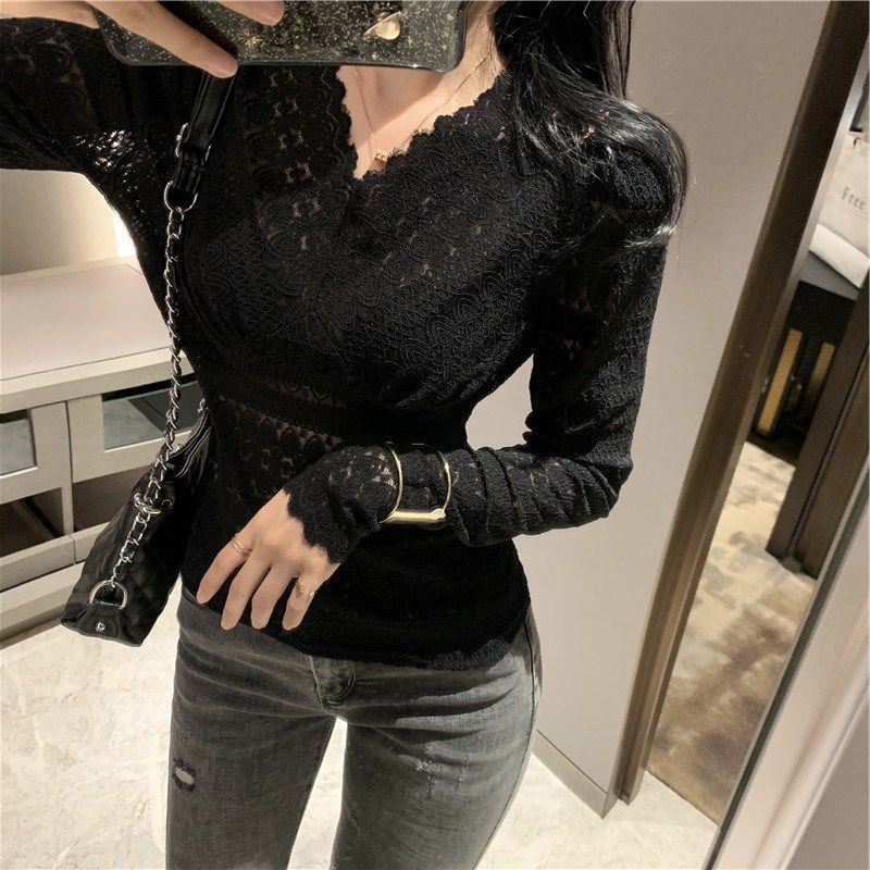 V-Neck Eyelet Lace Slim Fit Long-Sleeved Top