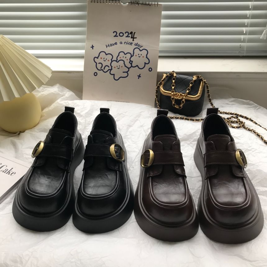 Round Toe Buckled Platform Loafers