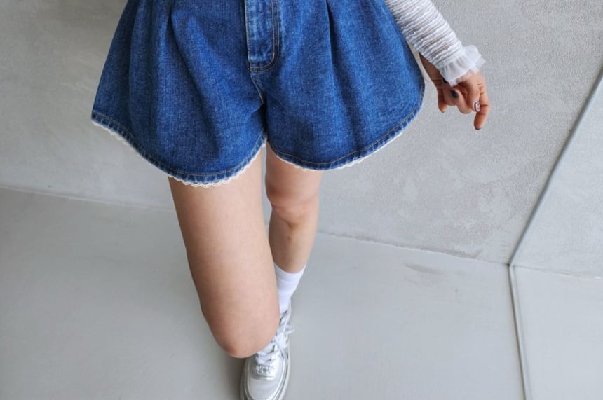 High Waist Lace Trim Denim Shorts